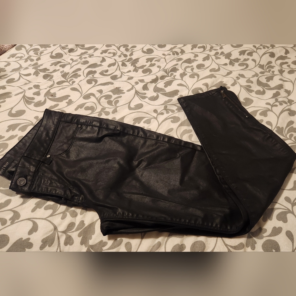 Black coated JEANS